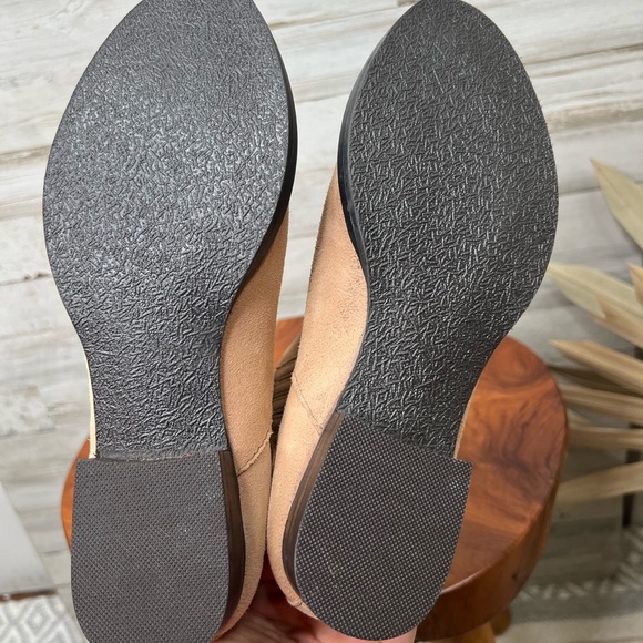 Jack Rogers Women's Brown Tan Suede Pippa Chelsea Booties Size 5.5 Ankle Casual - Picture 14 of 16